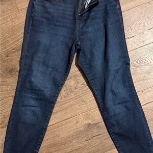 Good American Midnight Blue Jeans